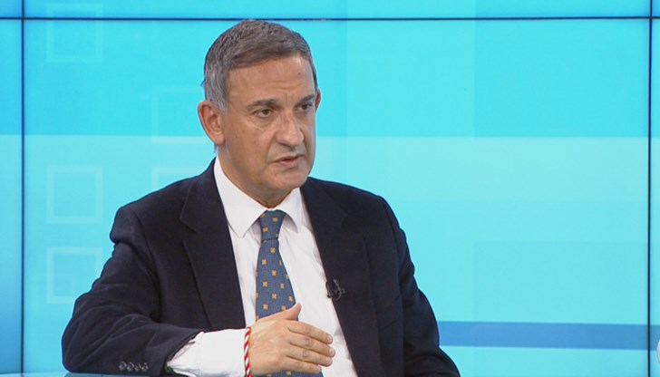 Дали ще окажем военна помощ на Украйна, или не – няма да промени отношението на Путин към България. То е крайно негативно. Те ни виждат като враг