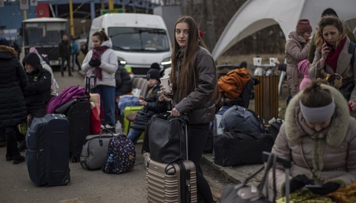 „Основна пречка пред украинските бежанци за намиране на работа у нас ще бъде разминаването между желаната и възможната заетост, защото предлаганите работни места не са в големите градове, където бежанците си представят да живеят, а са в по-малките“, отчитат от КНСБ