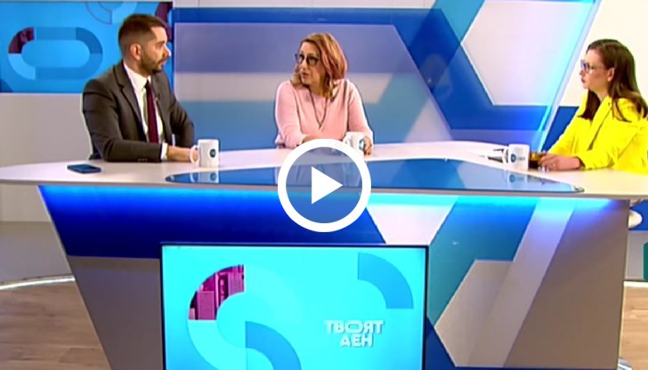 "След стоте дни може да се каже, че коалицията е в насипно състояние, върви се след събитията. Не може да се каже, че е поради липсата на желание, не все още не е ясно дали е и заради липса на капацитет", каза доц. Буруджиева