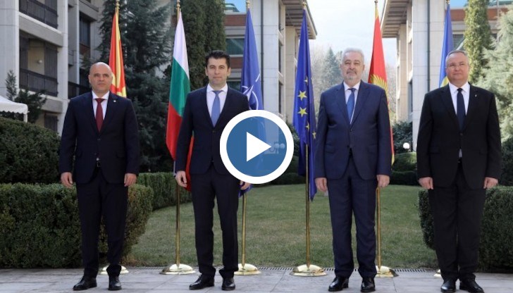 "Войната в Украйна постави региона под заплаха и налага да се координираме освен на нивото на НАТО и ЕС, да се координираме и на ниво Балкани", заяви премиерът