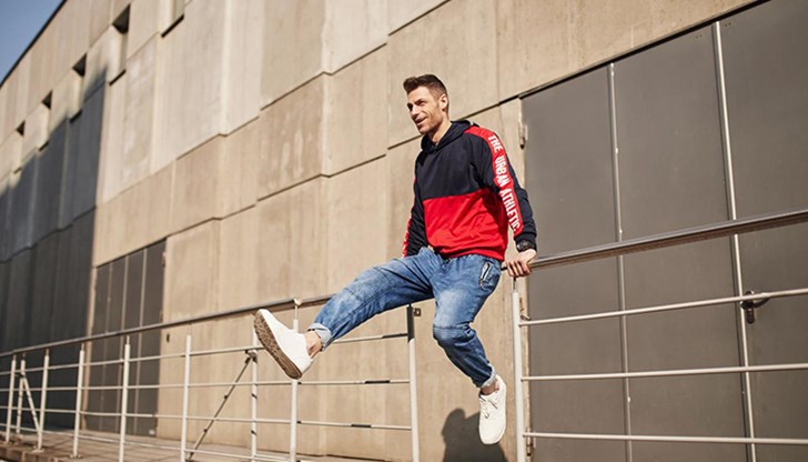 Мъжките суитшърти с качулка са страхотен помощник, който да вземем със себе си при следващото излизане, без значение от това какъв е поводът Мъжките суитшърти с качулка са страхотен помощник, който да вземем със себе си при следващото излизане, без значение от това какъв е поводът