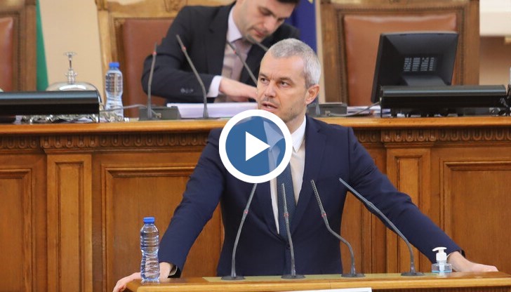 По думите му отбраната на страната ни се предоставя в ръцете на чужди войски и генерали