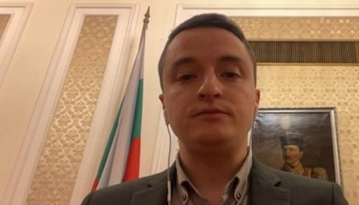 Не съм вярвал, че в такъв момент са способни да причинят това на държавата си Не съм вярвал, че в такъв момент са способни да причинят това на държавата си