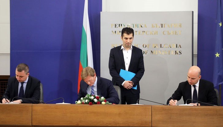 Инвестициите ще са в проекти за производство на чиста енергия, алтернативни доставки на газ, сигурност на електроснабдяването и развитие на ядрената енергетика Инвестициите ще са в проекти за производство на чиста енергия, алтернативни доставки на газ, сигурност на електроснабдяването и развитие на ядрената енергетика