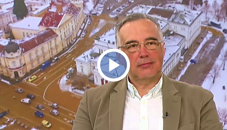 „Ако правителството не се справи с казуса „Гешев”, Гешев ще се справи с правителството. Според мен вървим към втория вариант.", пророкува Кутев