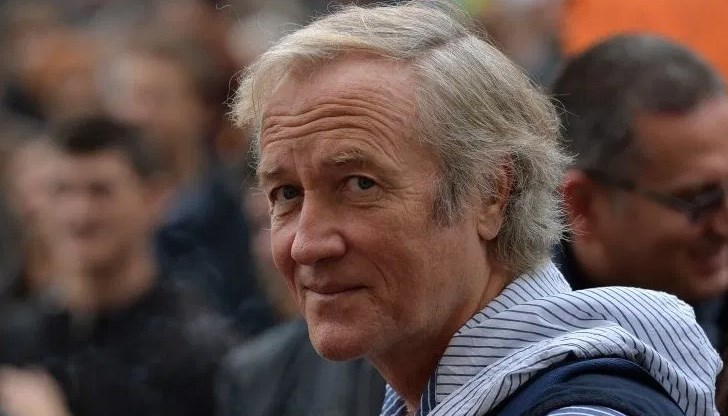 "Извинявам се лично на украинските борци за свобода и на онези жертви на руското варварство, които можеха да бъдат спасени от защитниците на Украйна, подпомогнати от произведено в България оръжие", пише журналистът