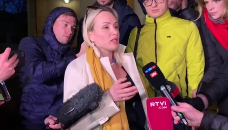 Руската журналистка даде интервю пред CNN Руската журналистка даде интервю пред CNN