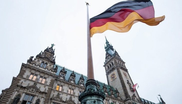 Германското правителство представи пакет от мерки, целящи да облекчат финансово хората на фона на високите енергийни цени
