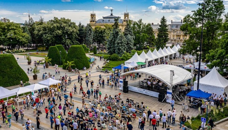 Интересно събитие, което предстои през септември, е Празникът на торта „Гараш"