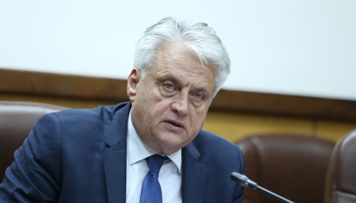 Министърът на вътрешните работи Бойко Рашков коментира ситуацията със задържането на лидера на ГЕРБ Бойко Борисов