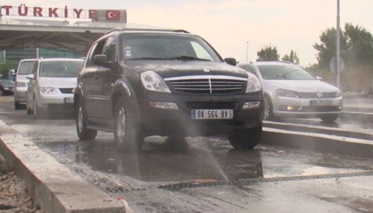 Ще бъдат премахнати дезинфекционните системи на граничните пунктове от двете страни на турско-българската граница Ще бъдат премахнати дезинфекционните системи на граничните пунктове от двете страни на турско-българската граница