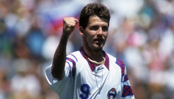 Този бивш охранител е начело на страна с ядрено оръжие вече 22 години, добави Олег Саленко Този бивш охранител е начело на страна с ядрено оръжие вече 22 години, добави Олег Саленко