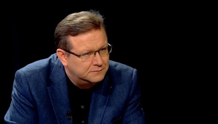 Явор Дачков: Когато САЩ воюват това се нарича военна операция. Когато воюва Русия е война Явор Дачков: Когато САЩ воюват това се нарича военна операция. Когато воюва Русия е война