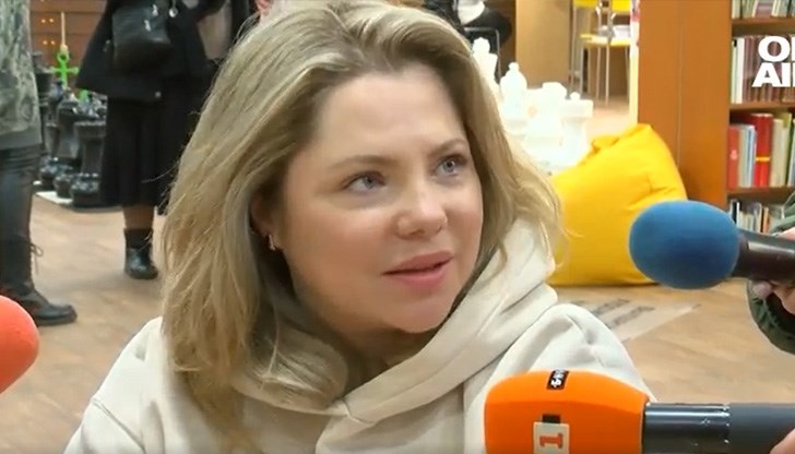 Албина Лобанова е записала курс по български език Албина Лобанова е записала курс по български език