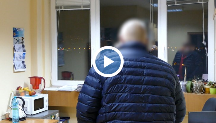 В прокуратурата вече са докладвани материалите по досъдебното производство, по което бяха задържани за 24 часа лидерът на ГЕРБ и бивш премиер Бойко Борисов, бившият финансов министър Владислав Горанов и пиарът на ГЕРБ Севдалина Арнаудова