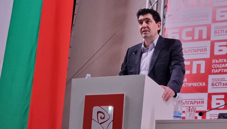 Социалистите избраха Иван Таков с мнозинство от 157 гласа