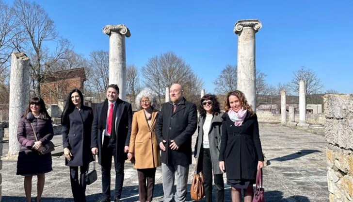 Габрово, Велико Търново, Разград, Русе и Силистра ще предложат общ билет Габрово, Велико Търново, Разград, Русе и Силистра ще предложат общ билет