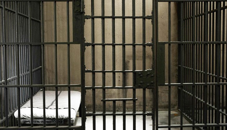 Извергът ще лежи при първоначален „строг“ режим на изтърпяване