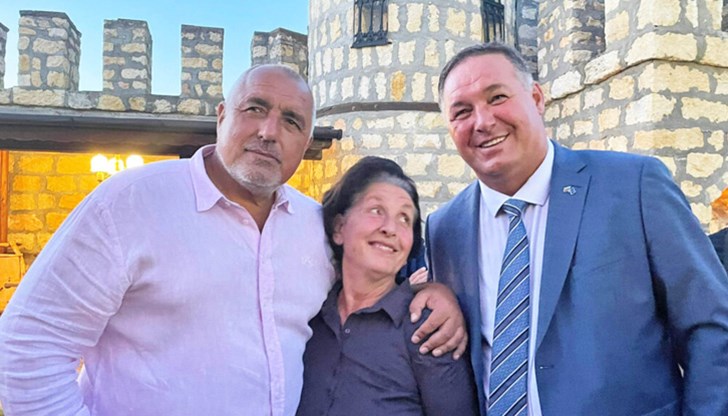 Най-много превозни средства притежава Гюнай Хюсмен от ГЕРБ, но има и депутати, които притежават яхти, дори и самолети