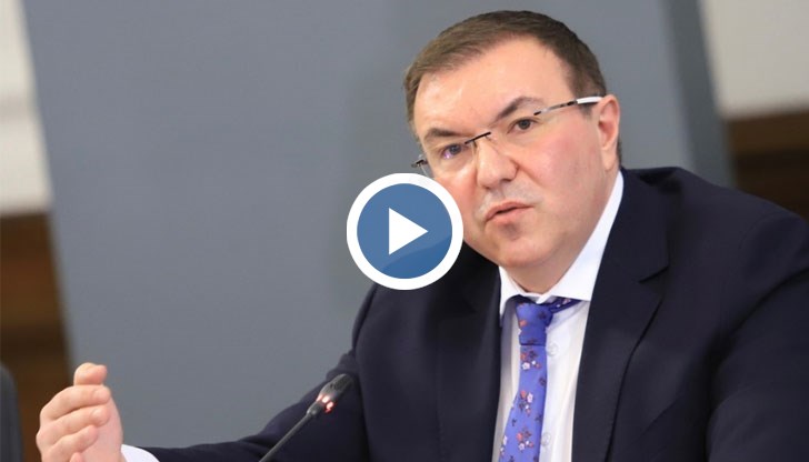 В момента предсрочните избори не са най-доброто нещо за България, заяви той