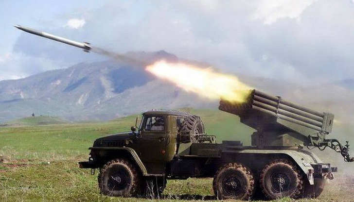 За военните експерти това е същинска загадка: защо Русия не