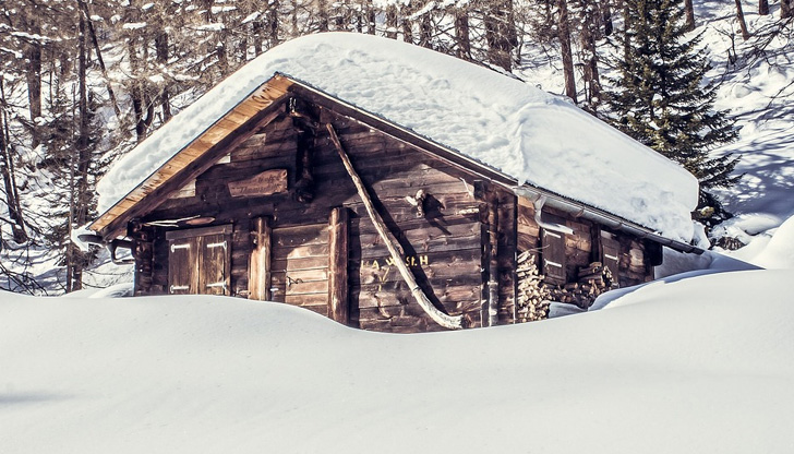 Над 15 см нов сняг е натрупал по високите части