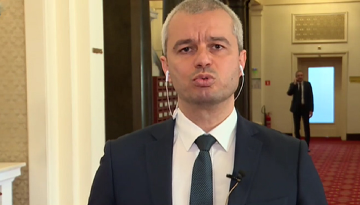 "Твърде вероятно е да внесем вот на недоверие към правителството