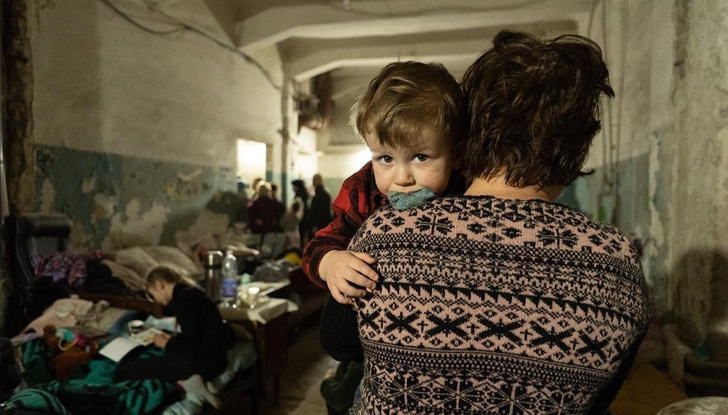 Една четвърт от населението на Украйна, са напуснали дома си