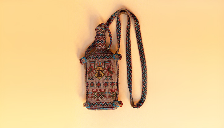 Голяма част от предметите на това изкуство са изработени по