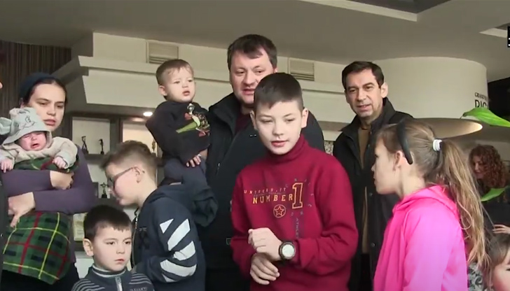 Сдружение "Родители обединени за децата" е осигурило подслон и храна