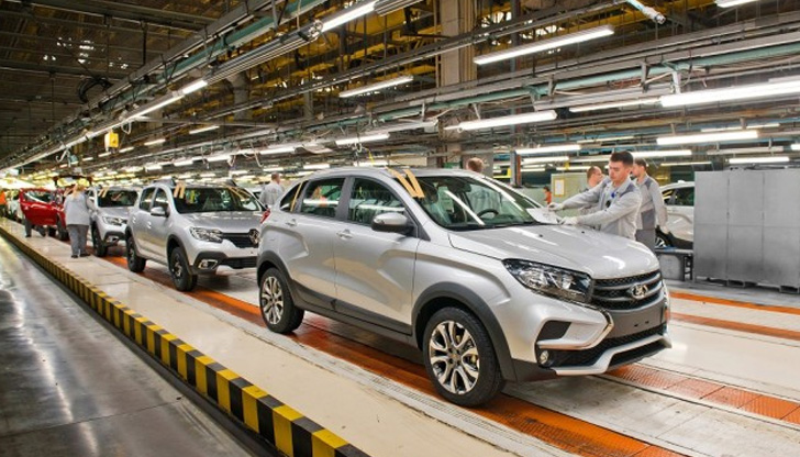 Групата Renault е автомобилният производител, който ще загуби най-много от