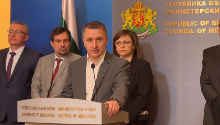 Министърът на енергетиката Александър Николов дава брифинг по актуални въпроси.Той