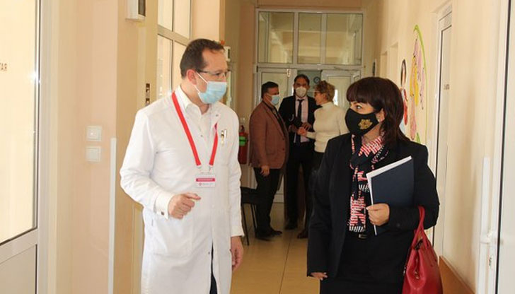 Държавата ще поеме осигуровките.За да се случи това обаче са