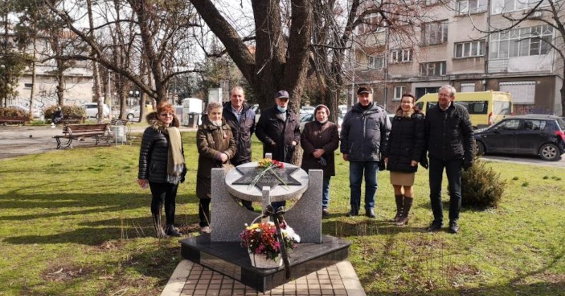 Мемориалът в Русе, посветен на жертвите, бе издигнат през 2018
