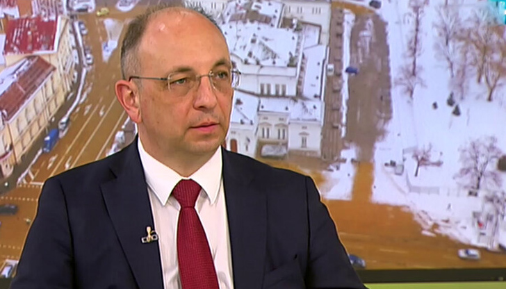 "Не смятам, че трябва да се готвим за бедност. Не