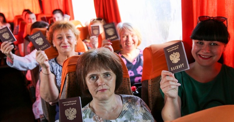 Около 35 000 украинци са били евакуирани в сряда чрез