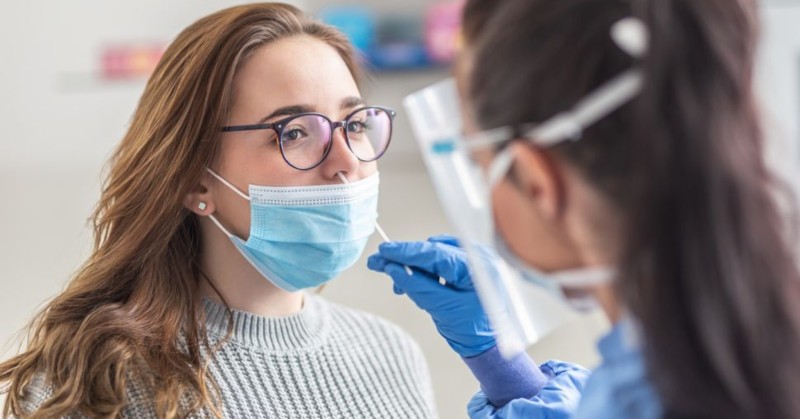 Новозаразените с коронавирус у нас са 1920. Това е с