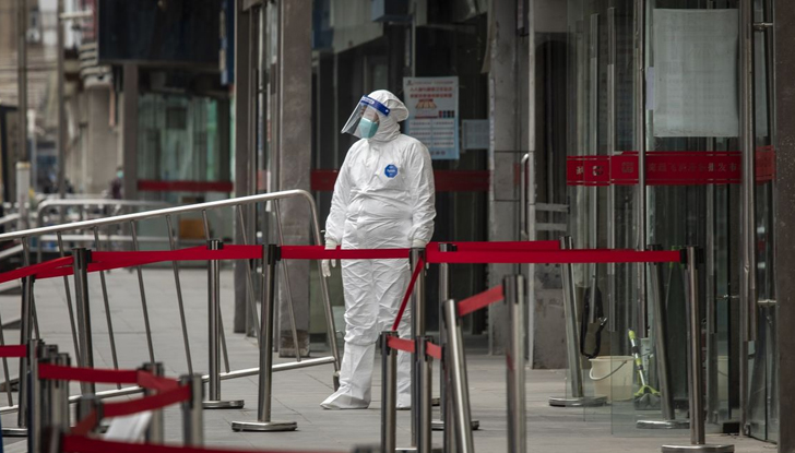 Жителите работят от вкъщи, като на всеки два дни се