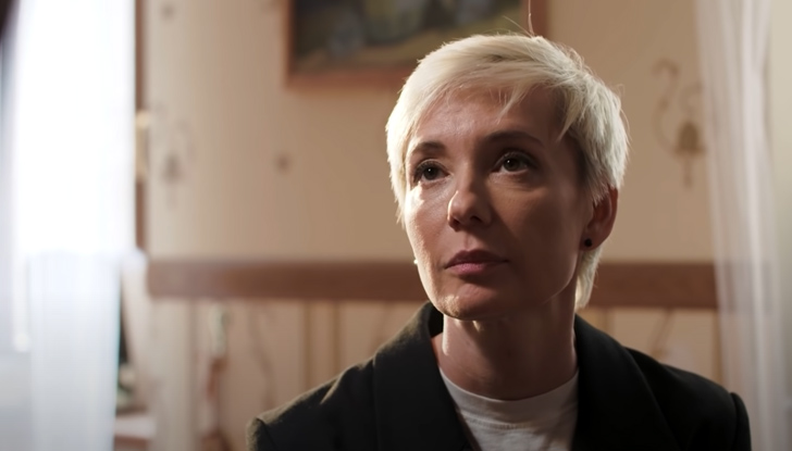 46-годишната актриса съобщава, че от няколко седмици е в латвийската