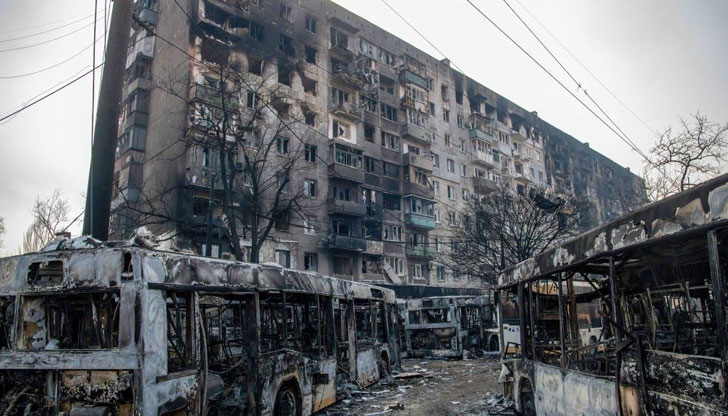 Боевете са повредили или разрушили 8000 км пътища и 10