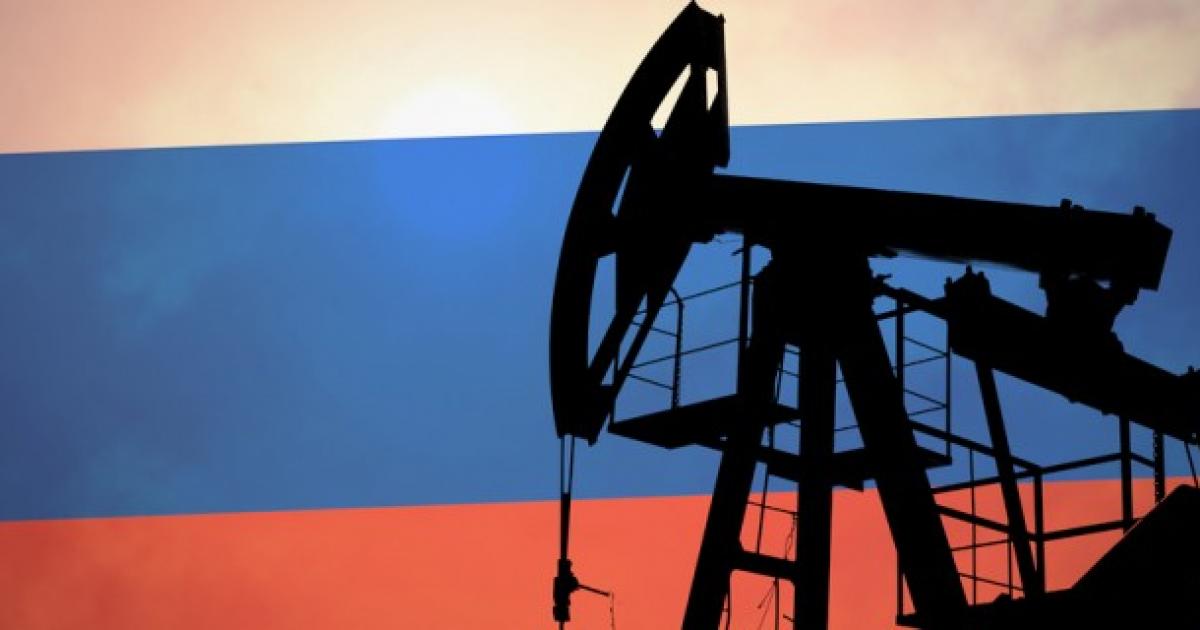 Търговците се опитват безрезултатно да пласират руски нефт, дори и