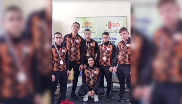 Жените на Тежкоатлетически спортен клуб - Русе станаха първи, а