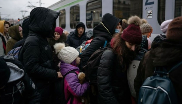 2 700 000 е броят на бежанците от Украйна към