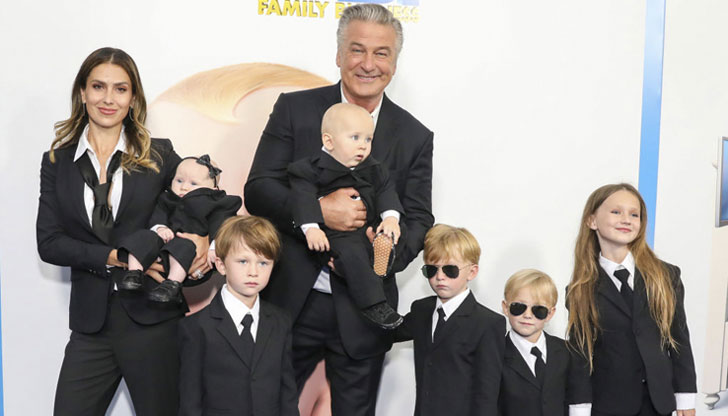 Съпругата му публикува видео в Instagram как с актьора съобщават