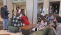 Започнаха да регистрират украинци за временна закрила директно в хотелите