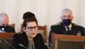 Калина Константинова: Към този момент няма взето решение за изгонване на Митрофанова