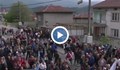 Жители на община Симитли блокираха пътя към Банско заради неизползваем мост