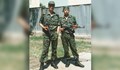 Костадин Костадинов показа своя снимка като войник