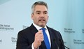 Австрийският канцлер замина за Украйна
