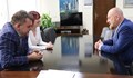 Областният управител на Русе се срещна с родители на деца с аутизъм